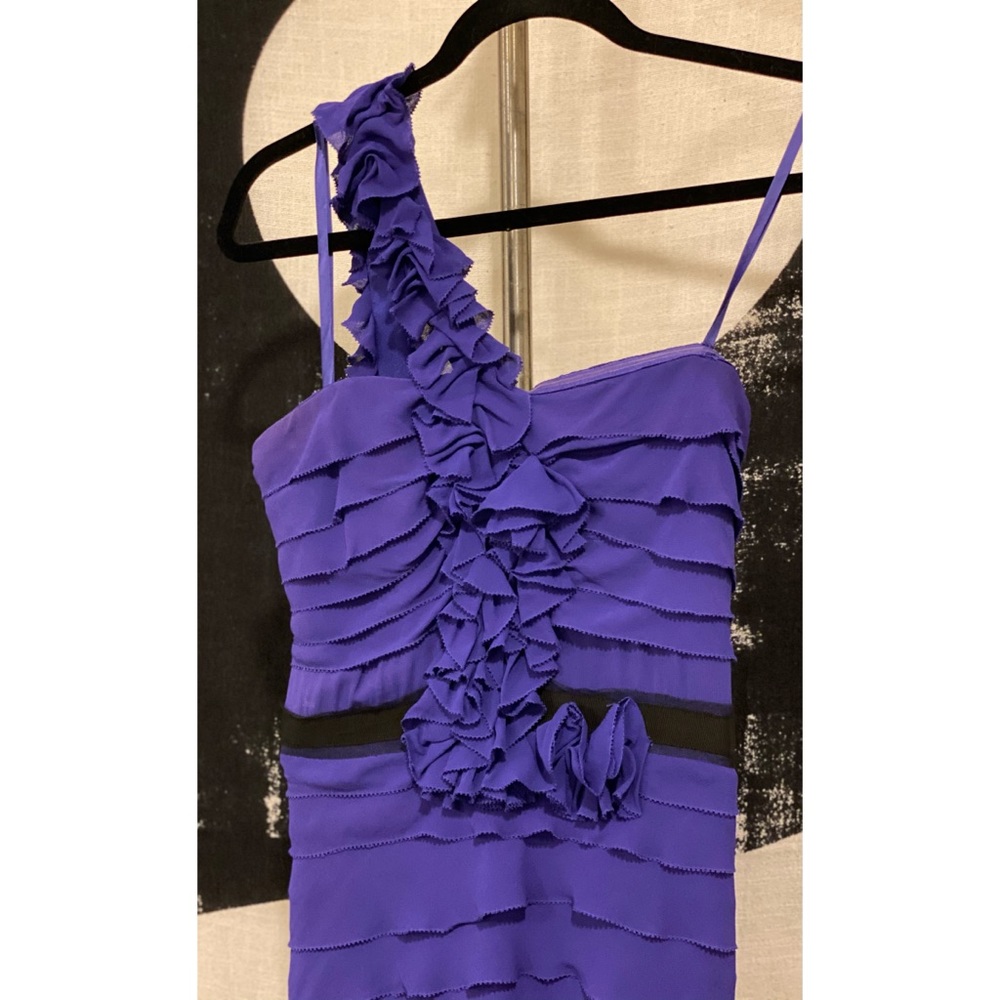 BCBG MaxAzria SIZE2 Violet Ruffle Mini Dress - Picture 2 of 6